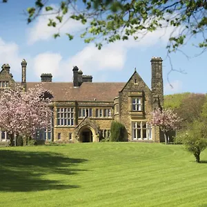 the-wrea-head-hall-country-house-hotel-restaurant.yorkshirehotels.net/